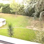 Sympa F2 Avec Parking Et Piscine