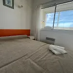 Spacious Apartment On The Seafront
