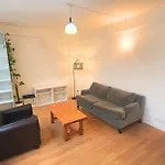Cocoon With Garden In Saint-Malo