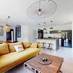 Villa Avec Piscine Au Sel A 50 Metres De La Plage