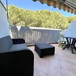 Studio Cabine 4 Personnes Avec Terrasse Et Place De Parking Privative