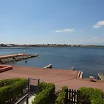 Studio Cabine Avec Piscine, Parking Et Proximite Commerces Au Barcares - Fr-1-782-52