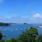 Small Premium Cottage, A Nugget By The Sea