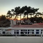 Appartement Entre Mer Et Pins - Parking