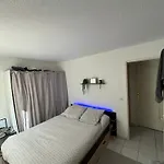 Appartement T2 Proche De La Plage Avec Parking Gratuit