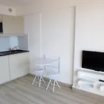 Studio Avec Magnifique Vue Mer A Carnon-Plage