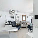 Appartement Climatise Avec Terrasse Et Parking, Face A La Mer - Fr-1-715-76