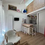 Petite Maison Au Coeur De La Pinede