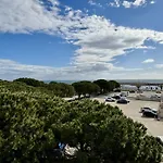 Appart 2 Pieces, 4 Pers, Parking Prive, Proche Plage Et Commerces - Fr-1-225-813
