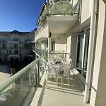 Appartement Avec Piscine - La Chaume