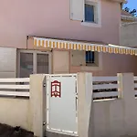 Appartement Lumineux Avec Parking, Terrasse Et Proche Plage A Sete ! - Fr-1-338-63