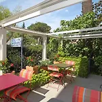 Hotel Mediterranee