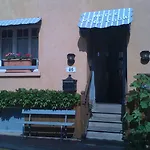 Hotel De La Tour