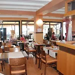 Hotel Du Port