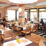 Hotel Du Port