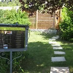 Logis Hotel Le Vieil Amandier