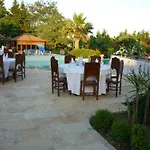 Mas De La Montille