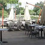 Ile Du Gua Suites