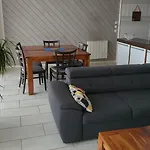 Appartement Vue Mer, Rdc, Plage De Trestrignel