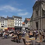 Appartement Moderne Centre-Ville, Proche Remparts