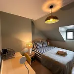 Cosy Apartment In City Center