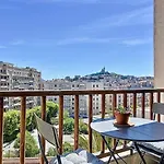 Appartement Avec Balcon - Hyper Central & Lumineux - Les Freres De La Loc'