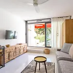 Chez James - Superbe Studio Avec Piscine Et Plage A Proximite