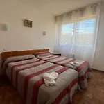 Cozy Seaside Apartment