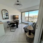 Appartement Vue Mer - 30 M De La Plage - 5 Minutes A Pied Du Centre Ville Et Du Casino