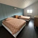 Villa Avec Piscine Proche Du Lac