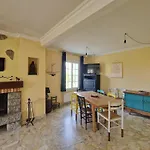 Family-Friendly Holiday Home Near The Coast