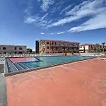 3312-T3 Dans Une Residence Avec Piscine