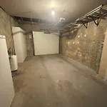 Maison De Ville 75 M² + Garage Prive
