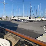 Appartement 3 Pieces De 52 M2 Face Au Port Du Crouesty Avec Terrasse De 18 M2 Parking Prive Et Wifi Gratuit