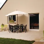 3 Bedroom Pet Friendly Home In Trelevern