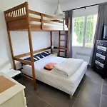 Superbe Villa T5 Climatisee Avec Piscine Privative Et Garage A Six-Fours-Les-Plages