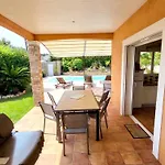 Superbe Villa T5 Climatisee Avec Piscine Privative Et Garage A Six-Fours-Les-Plages