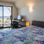 Holiday Home Men Meur - Gul100 By Interhome