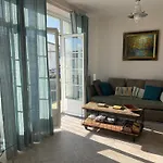 Appartement 2 Etoiles Lumineux En Centre-Ville De Royan, Pres Des Plages Et Marche - Fr-1-539-14