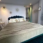 Maison La Boheme Jacuzzi