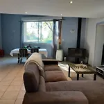 Maison Charmante A Agde Avec Grand Jardin Et Equipements Pour Enfants