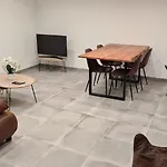 Villa 6 Personnes Dans Residence Avec Piscine