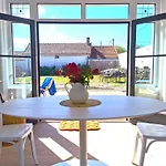 L Atelier De Dimitri A 500M De La Plage