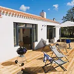 L Atelier De Dimitri A 500M De La Plage