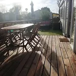 Bungalow Confortable A Vias Avec Piscine Partagee