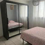 Appart T3 Proche Metro -Draps Et Serviettes Inclus