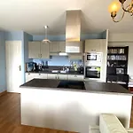 Appartement Au Calme Avec Wifi, Balcon, Parking Au Centre De Perros-Guirec, A 500M Des Commerces - Fr-1-368-420