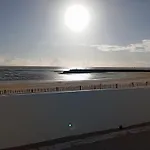 Face A La Mer