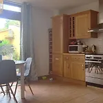Appartement T3 Avec Stationnement Et Terrasse, Pres Du Centre De Collioure - Fr-1-309-443
