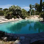 Studio Dans Grande Maison Provencale Vue Mer